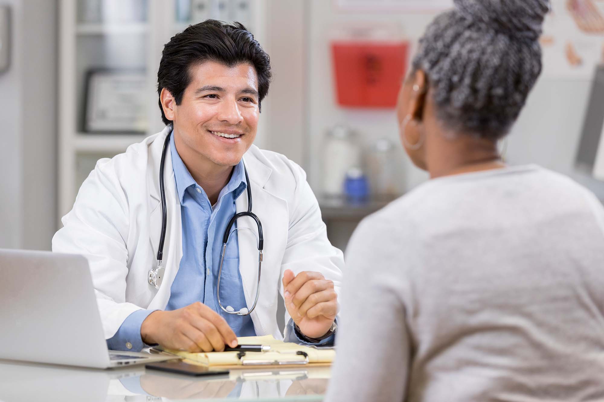Generic stock photo of a doctor.